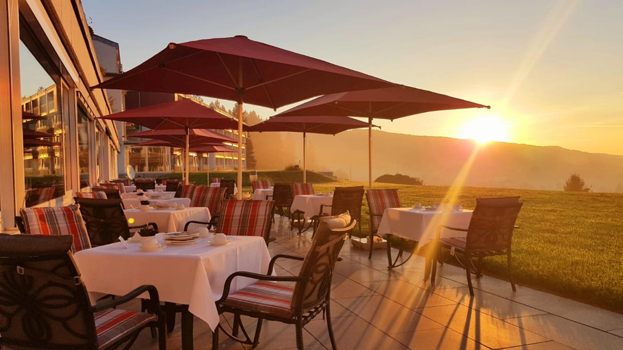 Food & Drinks 5, Schwarzwald Wellnesshotel SAIGERHOH I Spa Golf & Wandern uber dem Titisee, Breisgau-Hochschwarzwald