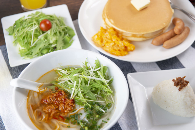 Food & Drinks 6