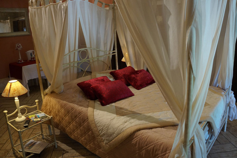 Bedroom 4, Domaine des Chais, Charente-Maritime