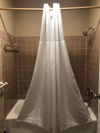 Bathroom 4, Laurel Park Inn, Haywood