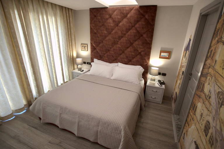 Food & Drinks, Vila Shard Boutique Hotel, Tiranës