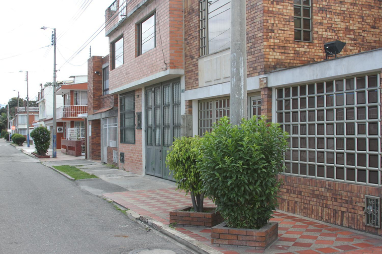 Others 5, D'lujo, Santafé de Bogotá