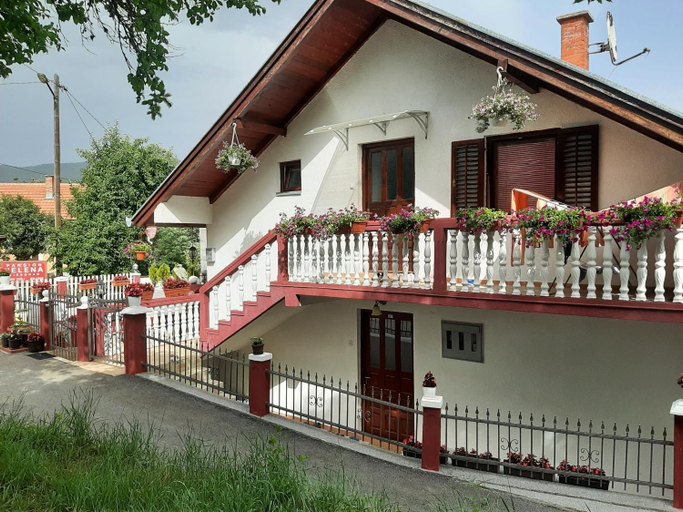 Others 5, Guesthouse Jelena, Foča