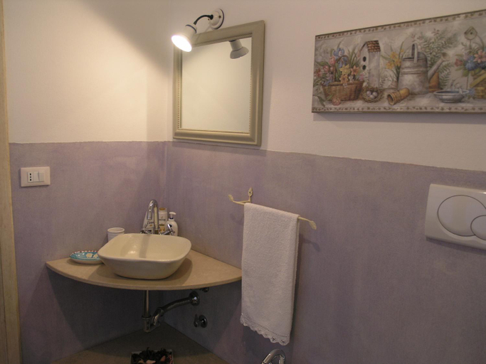 Bedroom 3, La Cantinetta Resort, Alessandria