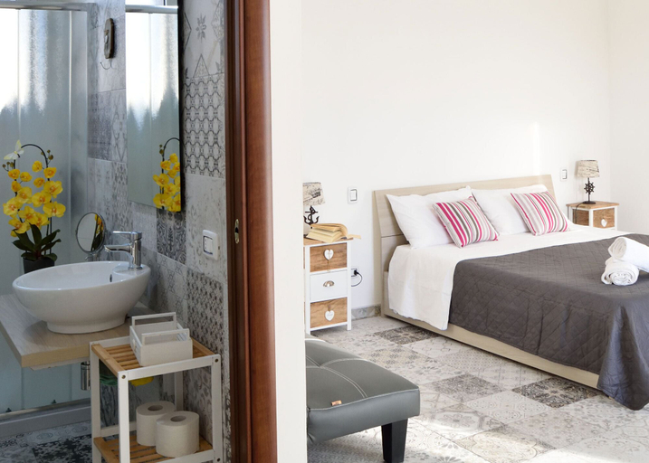 Interior, 3807 VM - Mono Terra by Barbarhouse, Lecce