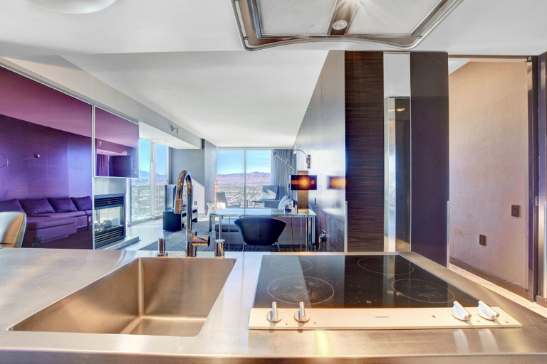 Bathroom 3, Panoramic Room on 36 floor, Clark