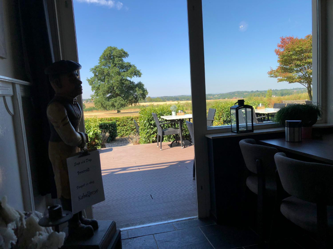 Food & Drinks 4, Hotel de Plank - alle kamers met airconditioning, Margraten