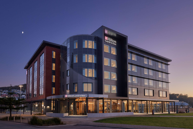 Exterior & Views 1, Hilton Garden Inn Albany, Albany