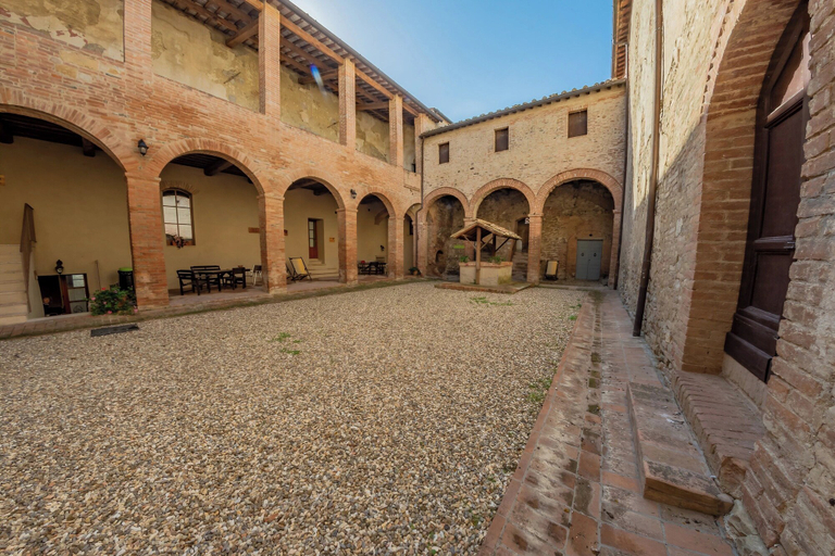 Exterior & Views 2, Agriturismo La Ripolina, Siena