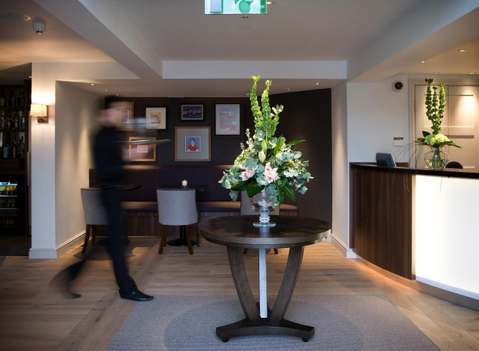 Public Area 2, Castle Hotel & Apartments, Lincolnshire