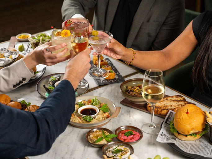 Food & Drinks 7