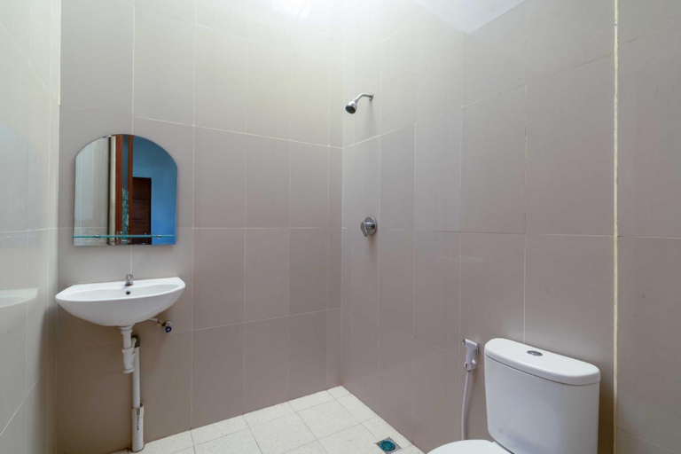 Bathroom 6