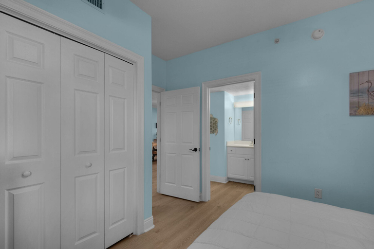 Bedroom 3, Treasure Island 1107, Bay
