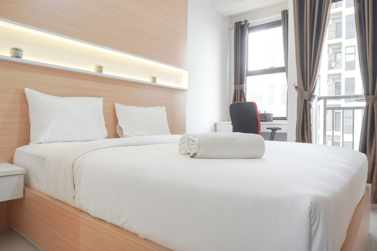 Bedroom 4, Fancy And Comfort Studio At Transpark Cibubur Apartment, Depok