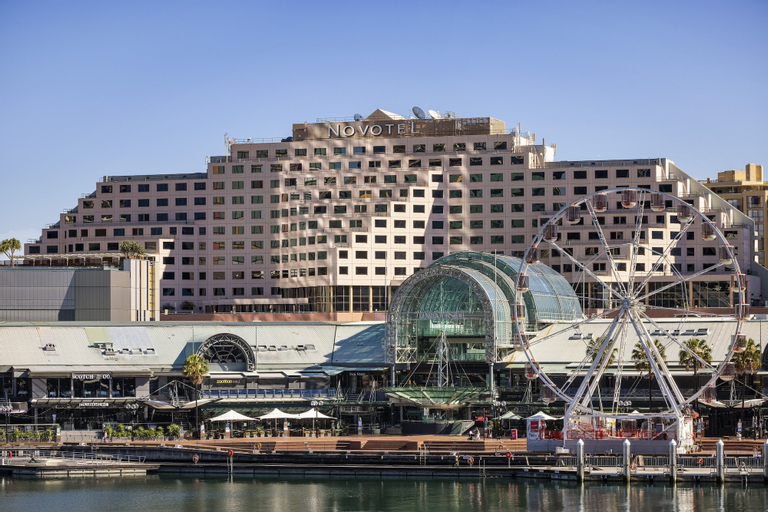 Exterior & Views 30