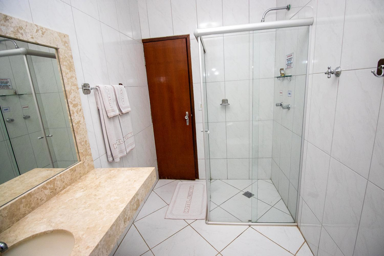 Bathroom 2, Alvimar Hotel, Brasília