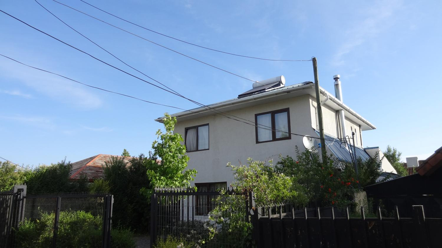 Others 5, Tralka B&B, Talca