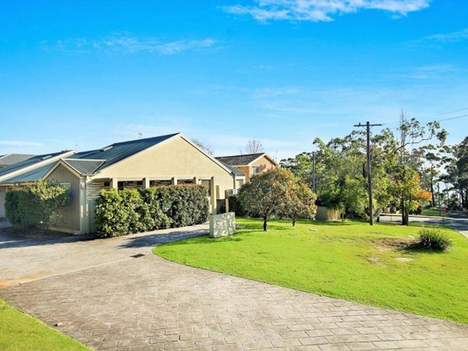 Exterior & Views 1, Saltbush at Vincentia by Experience Jervis Bay, Shoalhaven - Pt B