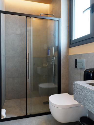Bathroom 4, Alinea Market Agora Square
