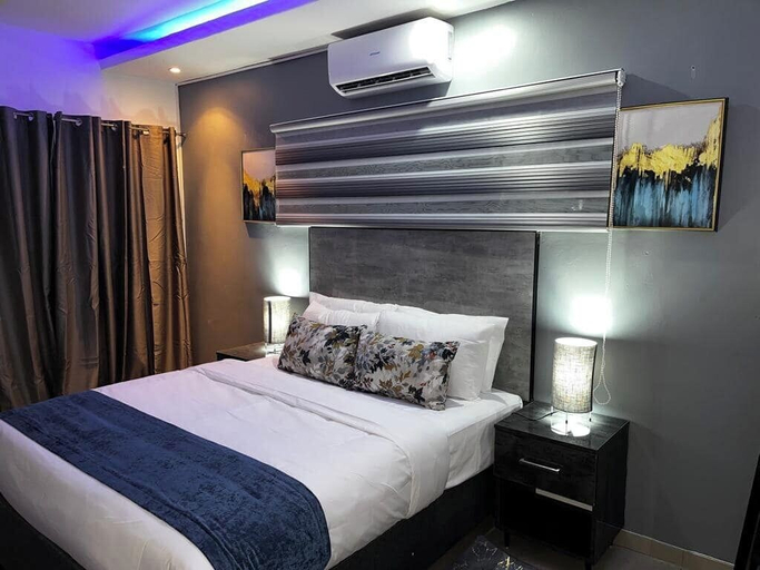 Bedroom 2, Skyline Guest House Lethakane