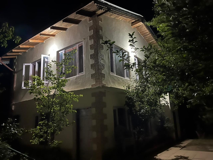 Exterior & Views 2, Hartola Panorama Cottage, Nainital