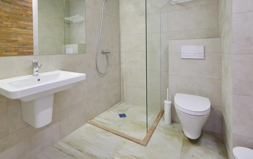 Bathroom 3, Botabara Del Mar Boutique, Pomorie
