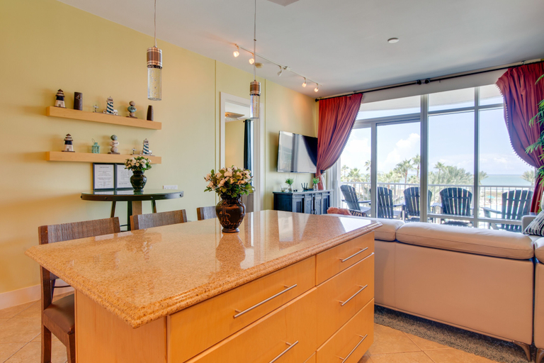 Others 4, South Padre Island Condo - Walk to the Beach!, Cameron