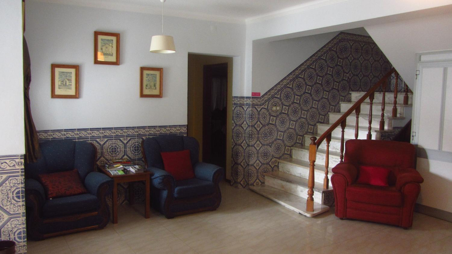 Others 5, Residencial Martinho, Lousã