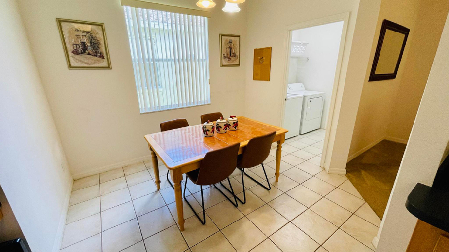 Others 3, Minutes from the fun Pet Friendly, Polk