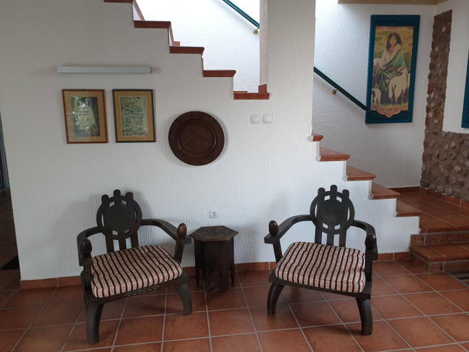 Others 4, Villa Frida