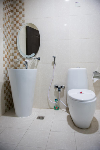 Bathroom 5, Al Masem Luxury Hotel Suite 5, Al Ahsa