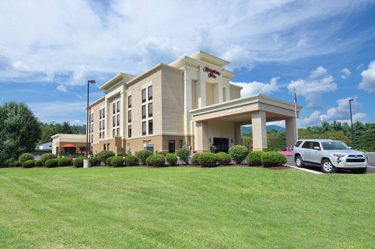 Exterior & Views 2, Hampton Inn Covington, Alleghany