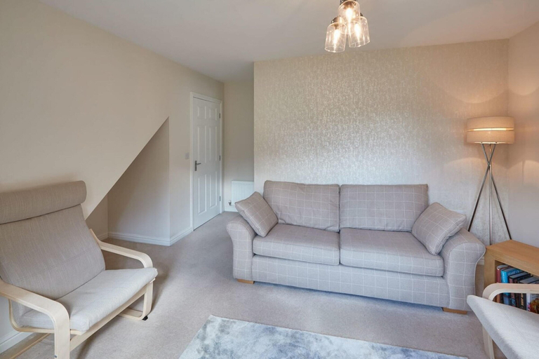 Others 5, Host Stay 57 Woodland View, Kirklees