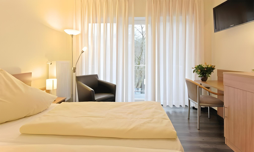 Others 2, Haller Hotel Garni, Städteregion Aachen