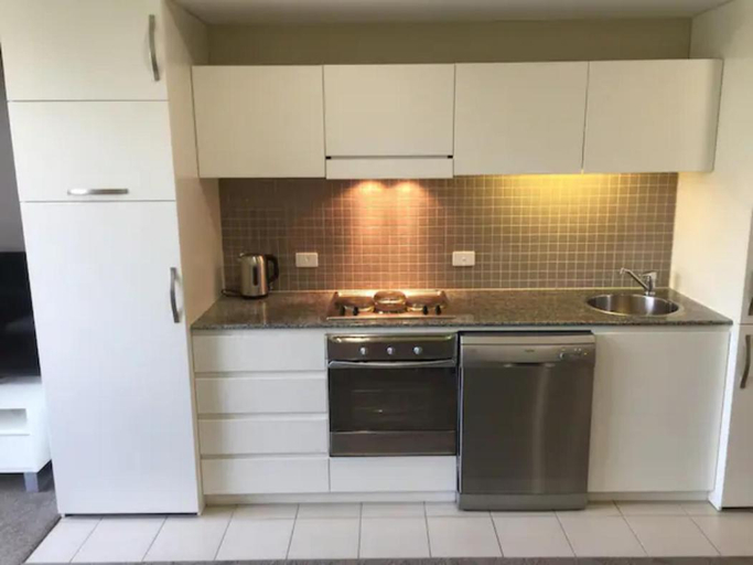 Others 4, Beachside Luxury Apartments One & Two Bedroom in Beachfront Oaks Pier Building, Adelaide