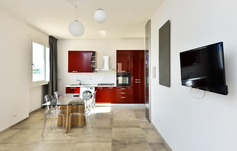 Facilities 5, Damavi suite 3, Lecce