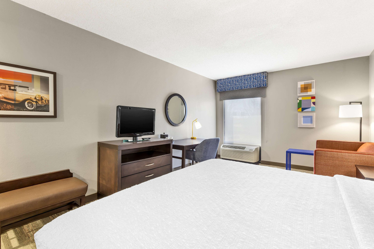 Bedroom 4, Hampton Inn Mebane, Alamance