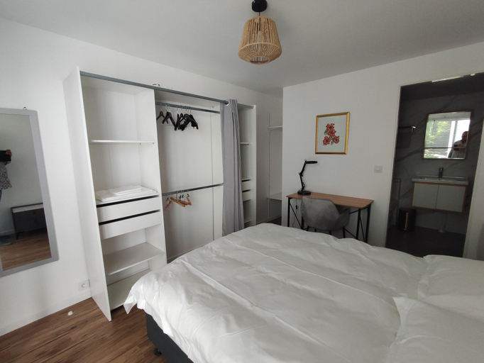 Bedroom 2, Résidence Florale Thionville, Moselle