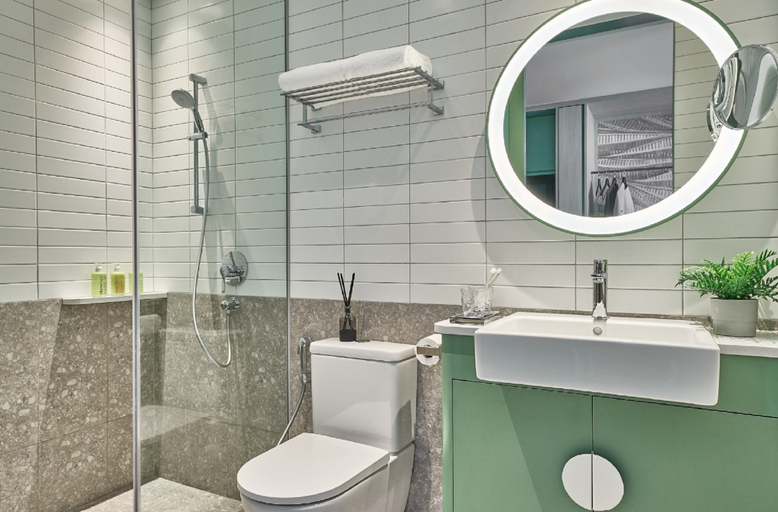 Bathroom 5, Citadines Science Park Singapore, Singapura