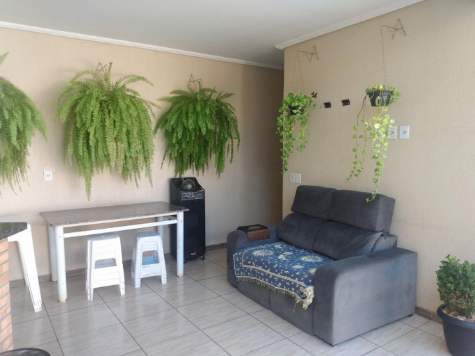 Others 2, Edicula com um quarto banheiro e piscina e lazer, Foz do Iguaçu