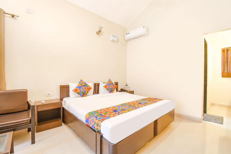 Bedroom 3, Fabhotel Close2C Holiday Home, North Goa