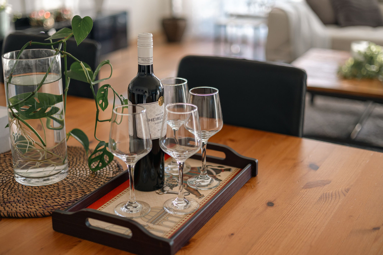 Food & Drinks, StayAU Newly Cozy Holiday House Tarneit, Melbourne