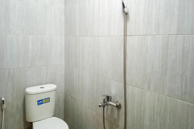 Bedroom 4, Makaliwe Mitra RedDoorz, West Jakarta