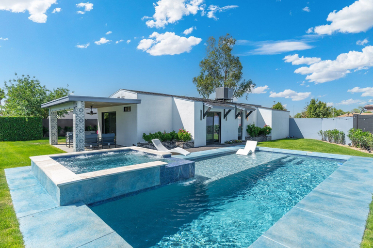 Parkside Paradise, Maricopa