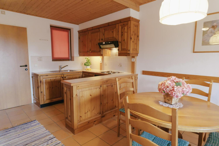 Dining Room, Apartment Zirbengeist Gerlitzen, Villach Land