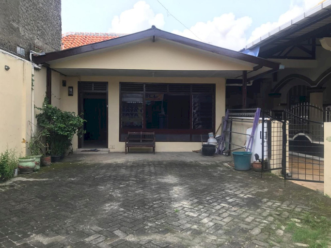 Exterior & Views 1, Hotel O Wisma Gading Syariah, Pemalang