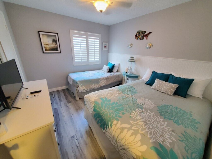 Bedroom 4, Summerhouse 426, Saint Johns
