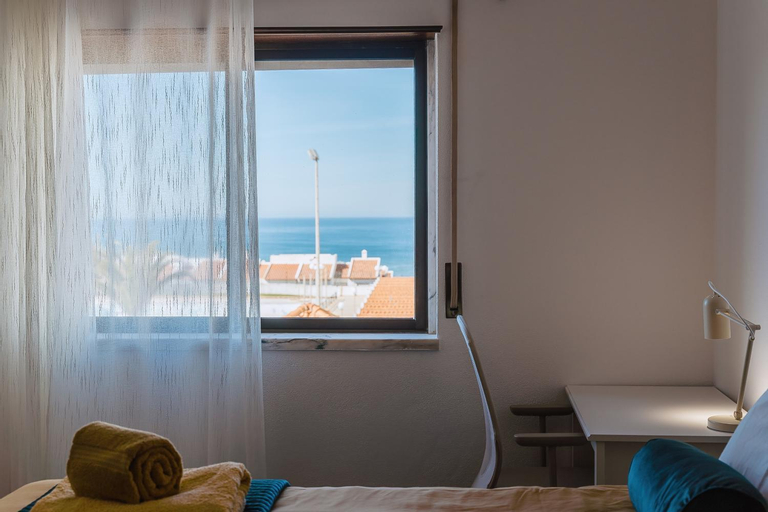 Bedroom 2, Mar do Pisao - Apartamento 2 quartos e vista mar, Torres Vedras