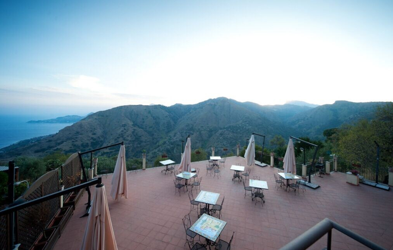Others 5, Agostiniana Hotel, Messina