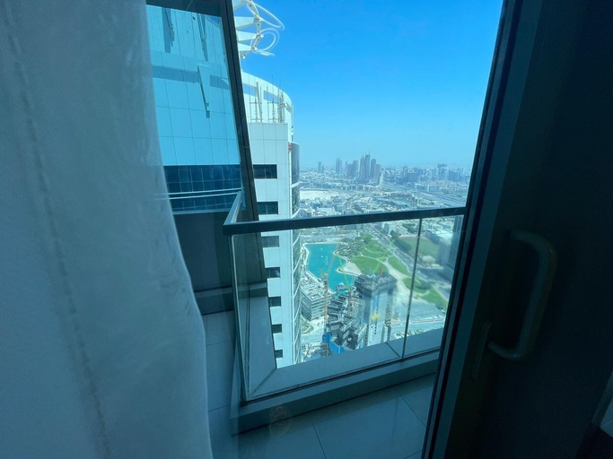 View from property 4, Homes2Retreat 2Bedroom Apt Full Sea View, Dubai
